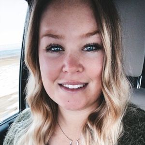 Meet your Posher, Claire